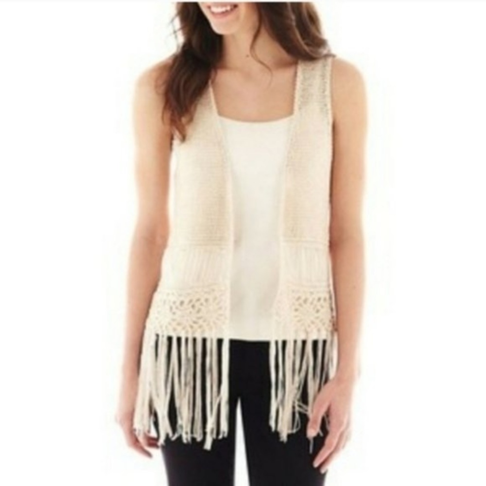 Boho Style Lightweight, Open Knit, Fringed Hem Vest